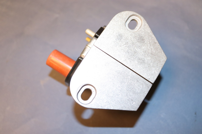 Zündspule alle R107 V8 ab Mopf